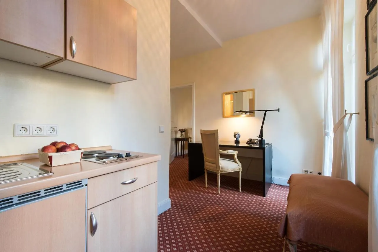Dirazi Guesthouse & Apartments Gmbh 프랑크푸르트 4*,